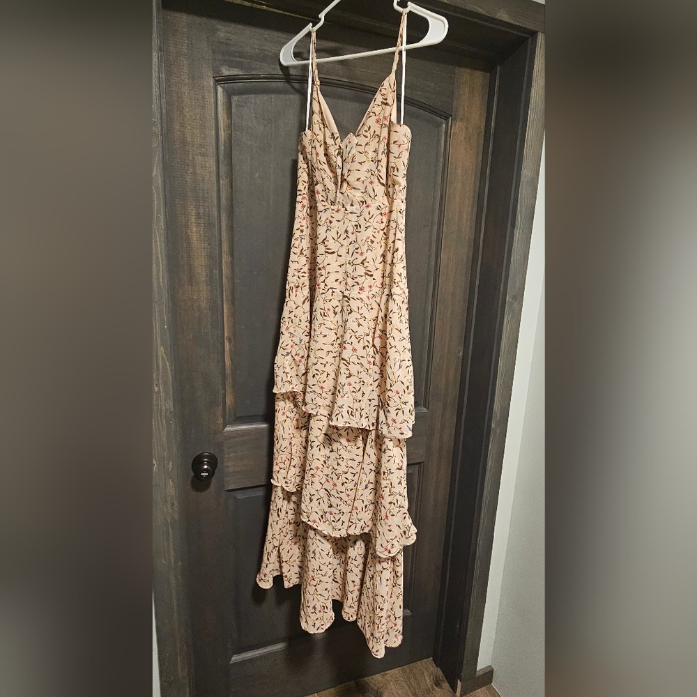 Aakaa Maxi dress